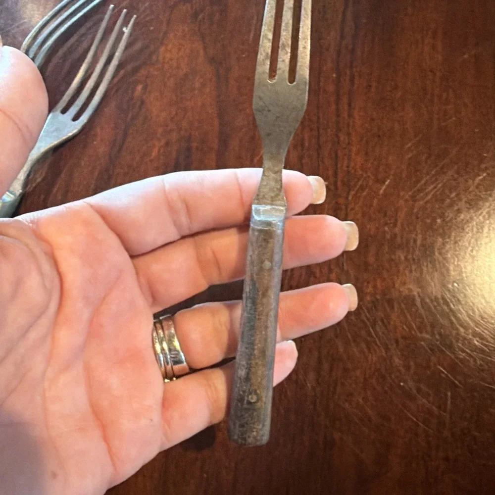Wood Handle Flatware Lot 8 Primitive Carbon Steel Knives Forks Victoria Era Antq